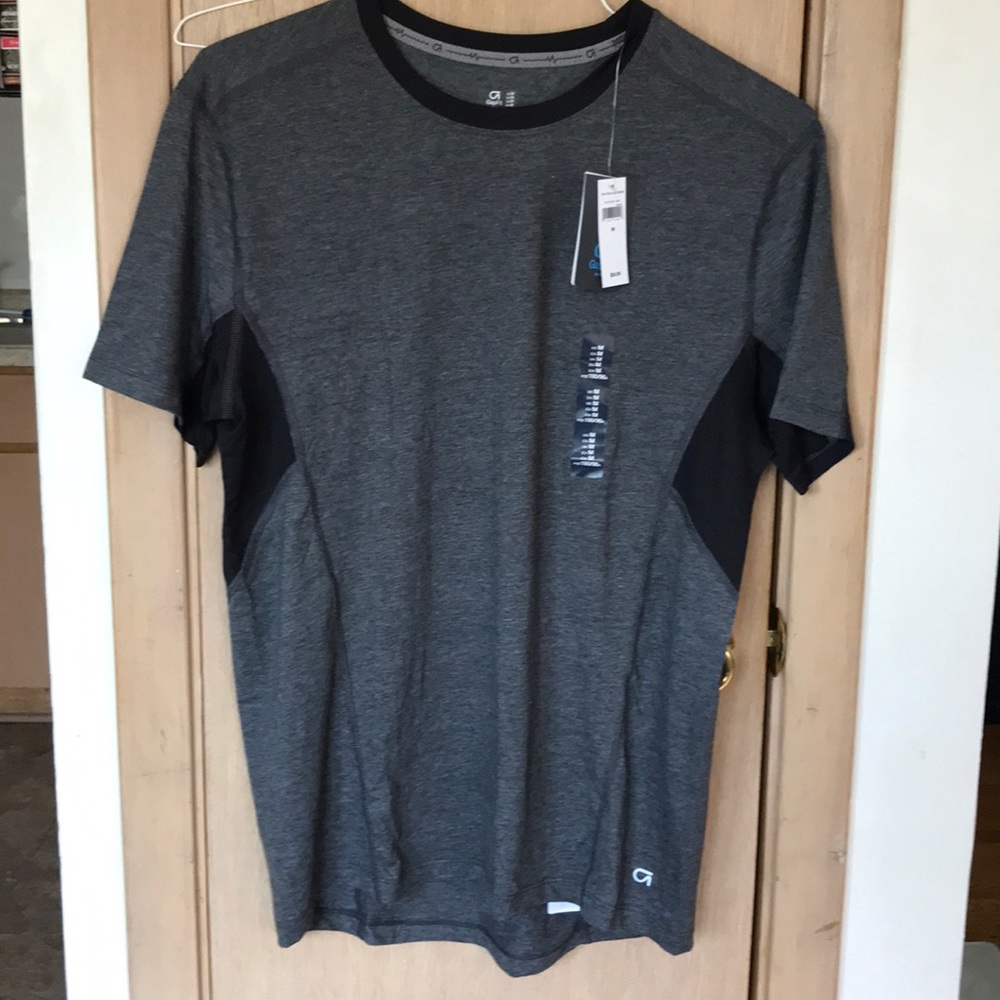 Gap Fit Medium workout shirt WITH TAGS